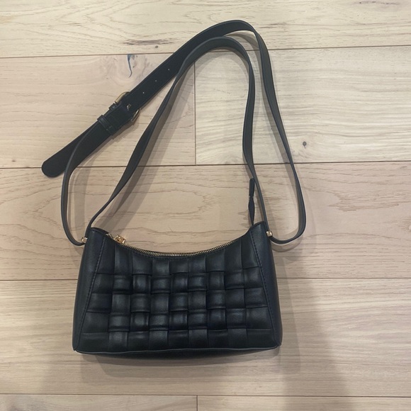 Handbags - Quilted Faux Leather Shoulder Bag